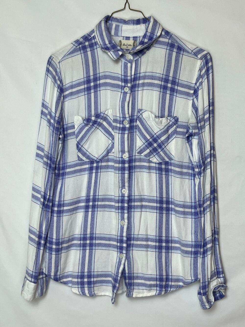 Altar'd State Women's Size XS Blue/White Plaid Long Sleeve Button Up Shirt